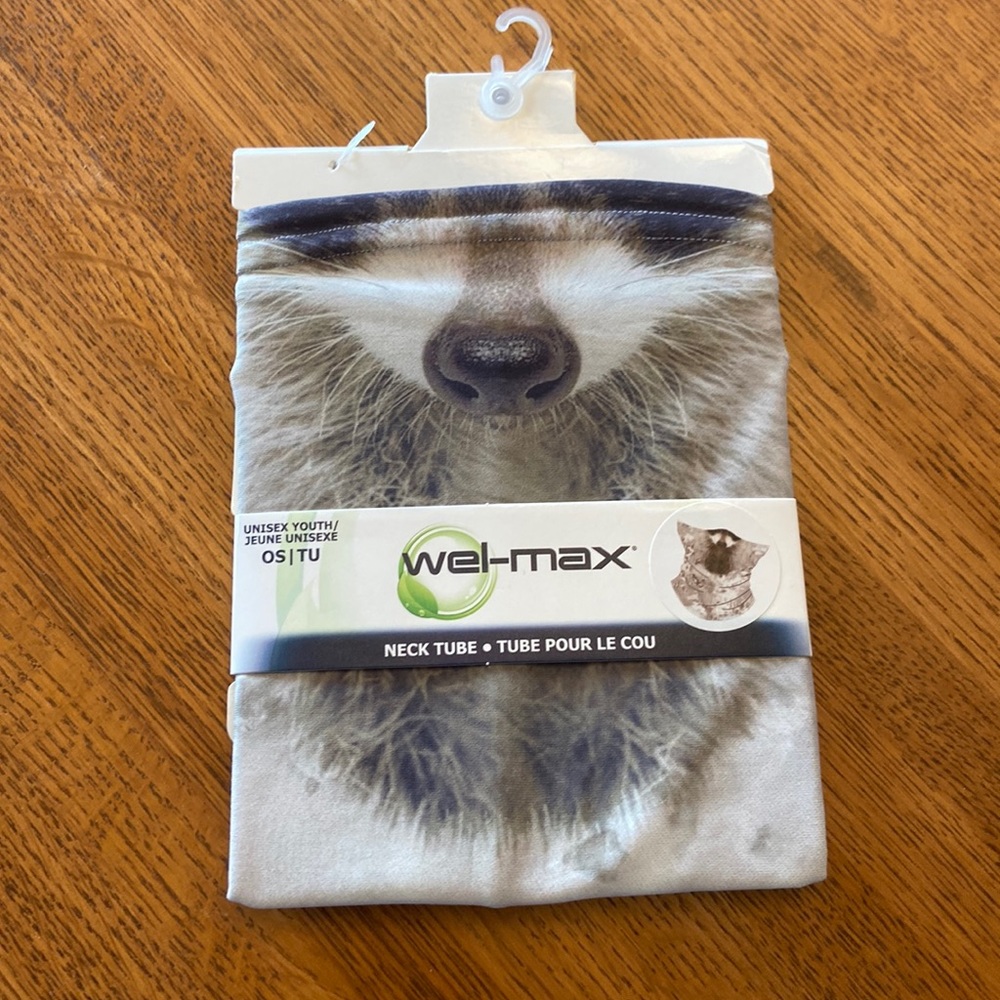 Raccoon neck tube / mask